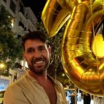 Fran Antón sobre la fiesta sorpresa de Kiko Hernández para celebrar su 50 cumpleaños: "viene creyendo que es otra cosa"