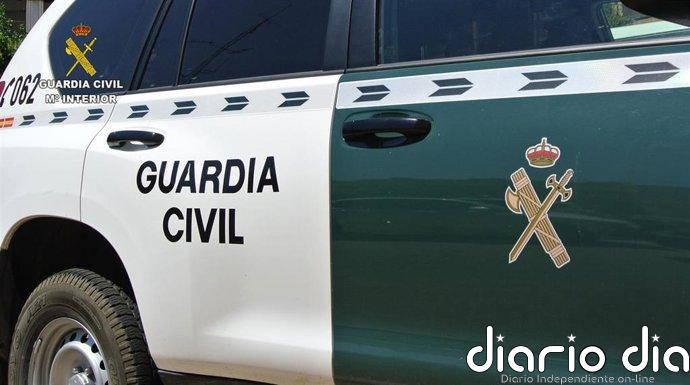 Herido un trabajador con la trampilla de un camión en La Puebla de Montalbán