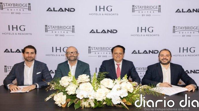 IHG firma una alianza con la inmobiliaria Aland para lanzar Staybridge Suites en Australia con 15 hoteles