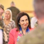 Jueza y con voz propia, Margarita Robles logra el título de ministra de Defensa más longeva de la democracia