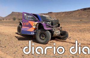 Kevin Benavides y su copiloto sufren un fuerte accidente sin consecuencias en la 2ª etapa del Rally Marruecos