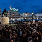 La acampada en Sol continúa con la vista puesta en el 'decreto Maricarmen': "Estamos haciendo historia"