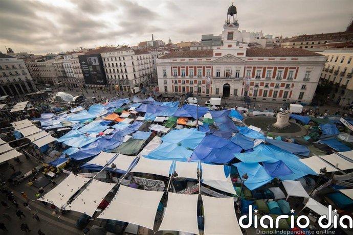 La acampada en Sol obliga a aplazar montaje de una exposición de Hispanidad y deja en el aire instalación de escenarios