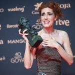La actriz Miriam Garlo publica 'Volar con un ala rota', una novela autobiográfica sobre la identidad sorda