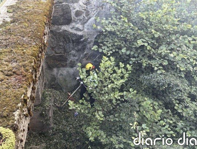 La CHC mejora la capacidad de desagüe del arroyo Gaspar en Grado con una inversión de 15.000 euros