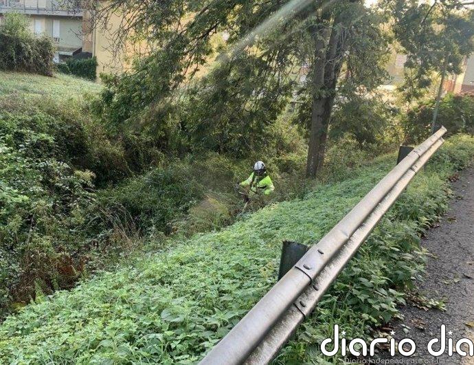 La CHC mejora la capacidad de desagüe del arroyo Mariana en Corvera con trabajos en 110 metros