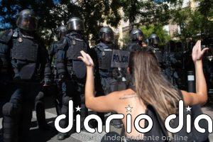 La Delegación del Gobierno investigará la actuación policial durante el desahucio de Maricarmen