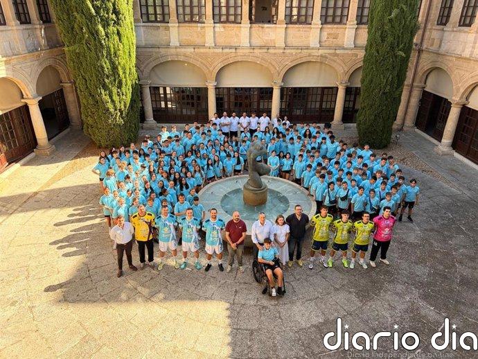 La Diputación de Zamora muestra su apoyo al Club Balonmano Zamora ante su regreso a División de Honor Plata