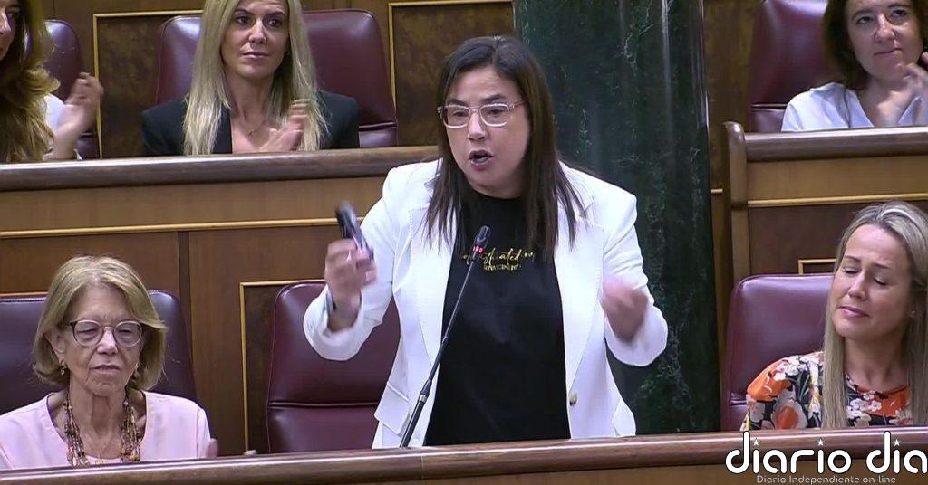 La diputada del PP, Ana Vázquez, expulsada del Congreso tras exhibir un bote de gas pimiento