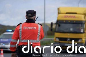 La Ertzaintza vigilará del 7 al 11 de septiembre los camiones con mercancías peligrosas en el marco de una campaña
