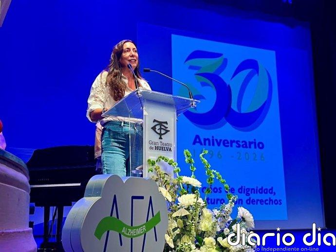La Junta pone en valor los 30 años de acompañamiento de AFA Huelva a las personas con alzheimer y sus familias