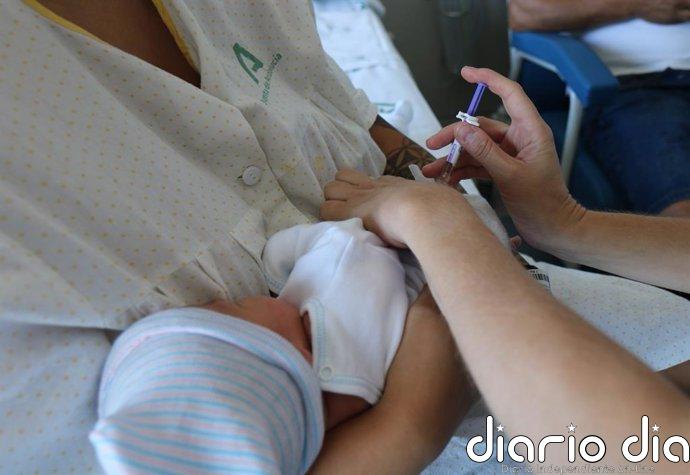 La Junta prevé vacunar a más de 3.300 niños de Huelva frente a la bronquiolitis