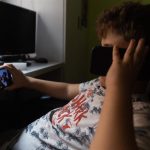 La ley que prohibiría las redes sociales a menores de 16 años avanza esta semana en el Congreso