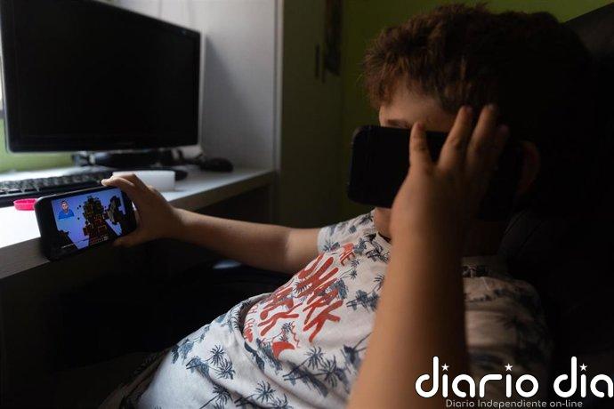 La ley que prohibiría las redes sociales a menores de 16 años avanza esta semana en el Congreso
