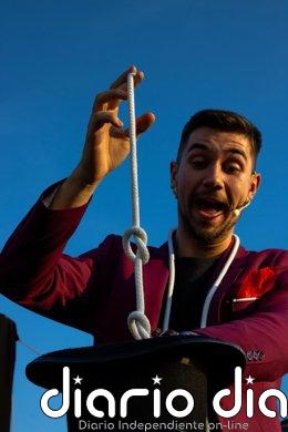 La magia llega el viernes a Cuenca en un espectáculo a 8 manos desde lo familiar, lo emocional, lo imposible y lo visual