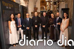 La Mezquita-Catedral acoge la exposición 'El Señor me dio... El legado de San Francisco en la Diócesis de Córdoba'