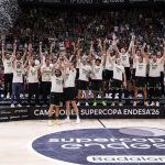 La 'Penya' tumba la 'maldición del anfitrión' y agranda su leyenda
