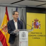 La PMP exige que la banca garantice atención personalizada, accesibilidad universal y protección efectiva a los mayores