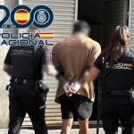 La Policía detiene en Benidorm a un hombre por el asesinato de su pareja y a otros dos por encubrimiento