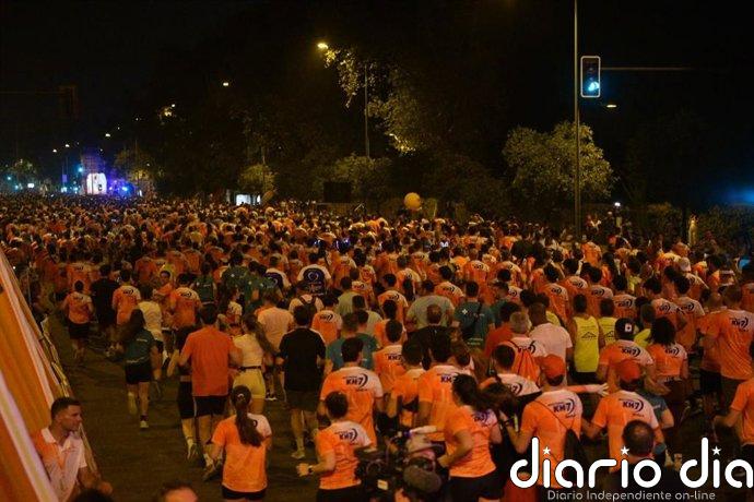 La XXXVIII Carrera Nocturna del Guadalquivir KH-7 de Sevilla bate su récord de participación con 26.000 corredores