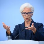 Lagarde justifica las subidas de tipos y afirma que una respuesta "mesurada" del BCE será suficiente