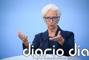 Lagarde justifica las subidas de tipos y afirma que una respuesta "mesurada" del BCE será suficiente