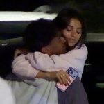 Lamine Yamal, todo un caballero, sorprende a Inés García cogiéndola en brazos tras su romántica escapada a París