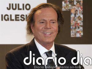 Las extrabajadoras que denunciaron a Julio Iglesias por agresión sexual presentan una querella en la Audiencia Nacional