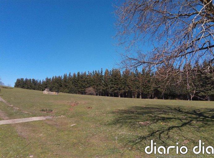 Localizan el cadáver de un hombre de 76 años en un incendio forestal en Orozko (Bizkaia)