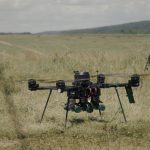 Los 27 dan luz verde a los cinco primeros proyectos comunes para reforzar la industria militar europea