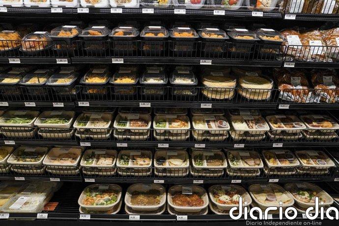 Los españoles pueden ahorrar hasta 1.310 euros en la cesta de la compra si comparan precios