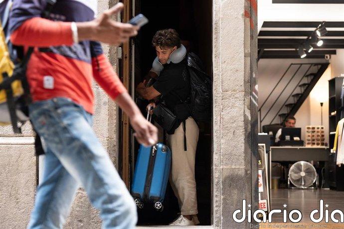 Los españoles realizaron 46,9 millones de viajes en el segundo trimestre, un 1,1% más, y gastaron un 3,5% más