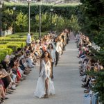 Los Jardines de Sabatini de Madrid se visten de moda al caer el sol