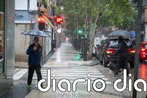Los termómetros bajan hasta 10 grados con 7 CC.AA en aviso por tormentas, viento, ola rissagas y calor