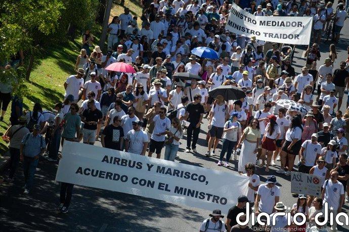 Los trabajadores de Airbus se manifiestan en Madrid para reclamar una "negociación real" con la empresa