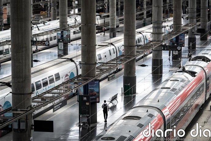 Los usuarios del tren de alta velocidad caen un 6,8% en julio hasta los 3,8 millones