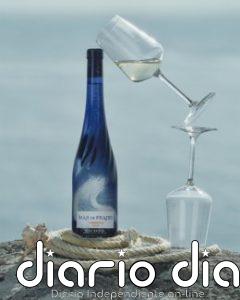 Mar de Frades (Zamora Company) rediseña su icónica botella y optimiza el uso de vidrio en su packaging