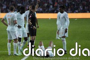 Mbappé, gol y lesión en el estreno triunfante de Zidane