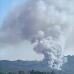 Medio Rural moviliza medios aéreos para sofocar un incendio forestal activo en la parroquia de Donas de Gondomar