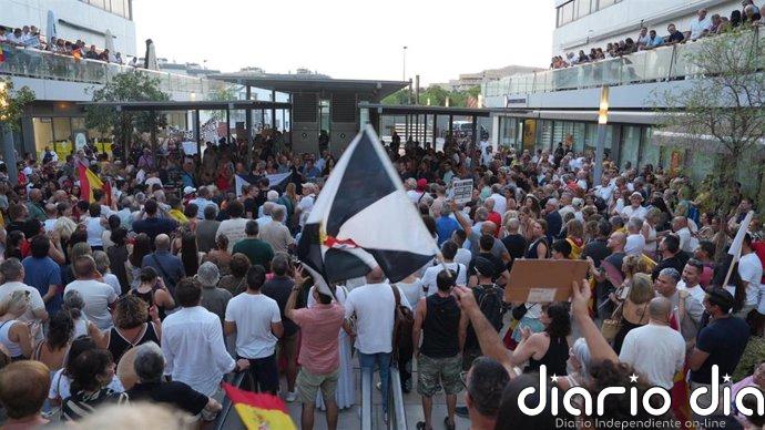 Menorca, Eivissa y Formentera salen a la calle para mostrar su solidaridad con Ceuta
