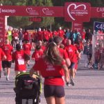 Miles de personas participan en la Carrera Popular del Corazón en Madrid