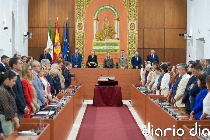 Mónica Morales toma posesión como parlamentaria del PP-A tras la renuncia al escaño de la consejera Carmen Castillo