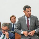 Moreno asegura que Andalucía sigue acogiendo menores migrantes no acompañados que "llegan en pateras"