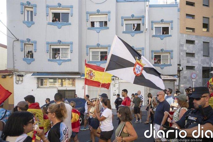 Moreno en Bruselas y consejeros frente a ayuntamientos se suman este miércoles a las concentraciones por Ceuta