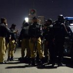 Mueren tiroteados dos policías desplegados para proteger a un equipo de vacunación contra la polio en Pakistán