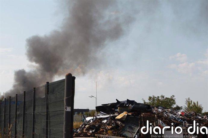 Mueren tres personas y otras cinco resultan heridas en ataques aéreos rusos contra Kiev