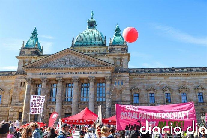 Multitudinarias protestas en defensa del estado del bienestar en Alemania