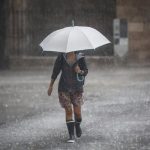 Municipios valencianos comienzan a suspender las clases ante la alerta por lluvias de este jueves