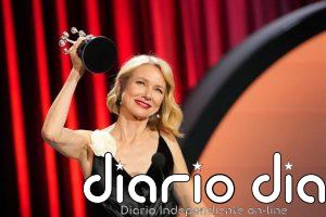 Naomi Watts recoge el Premio Donostia y reivindica el "cambio de relato": "Necesitamos vernos reflejadas"