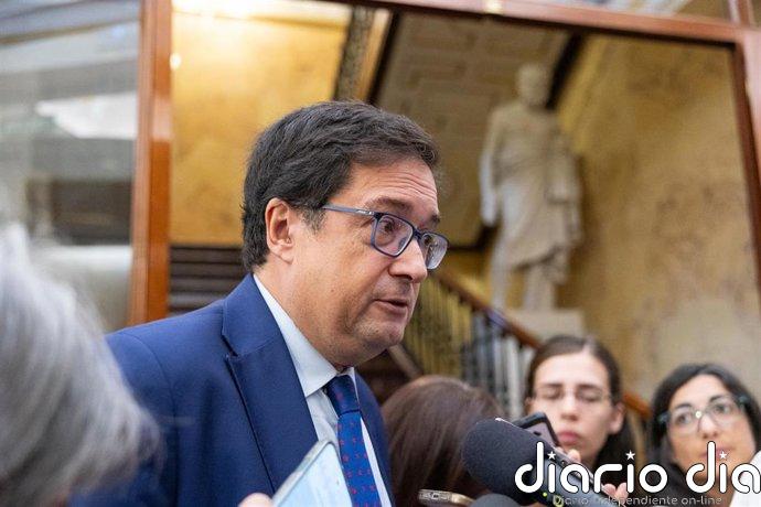 Óscar Lopez celebra la propuesta de la UE para vetar las redes sociales a menores de 13 años: "Es una victoria"